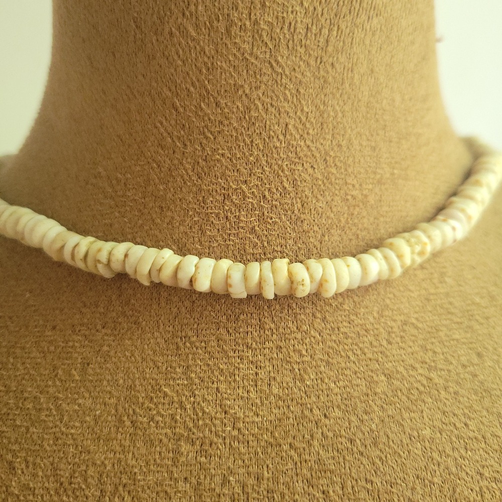 Vintage White Puka Shell Choker Necklace 14 Inch Beachcore